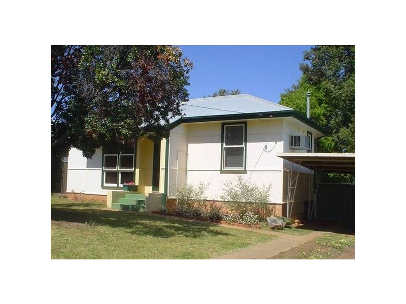 37 Ronald Street, Dubbo NSW 2830