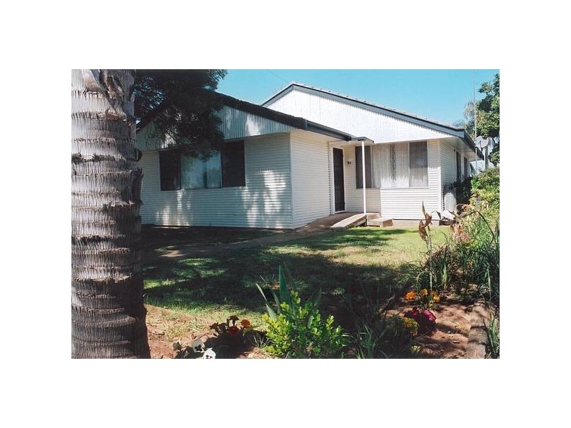 35 Lovett Avenue, Dubbo NSW 2830
