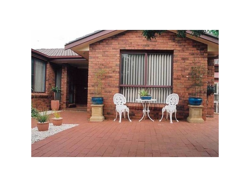 8 Catchpole Close, Dubbo NSW 2830