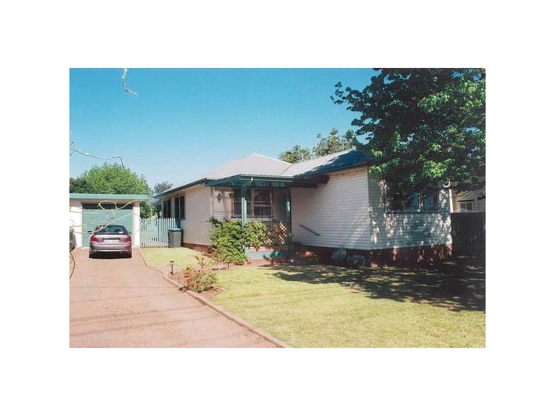 302 Fitzroy Street, Dubbo NSW 2830