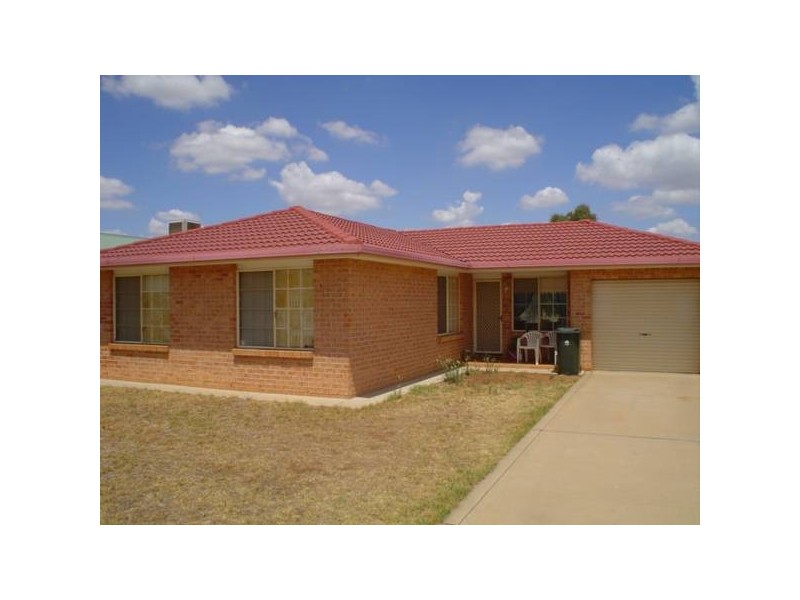 51 York Street, Dubbo NSW 2830
