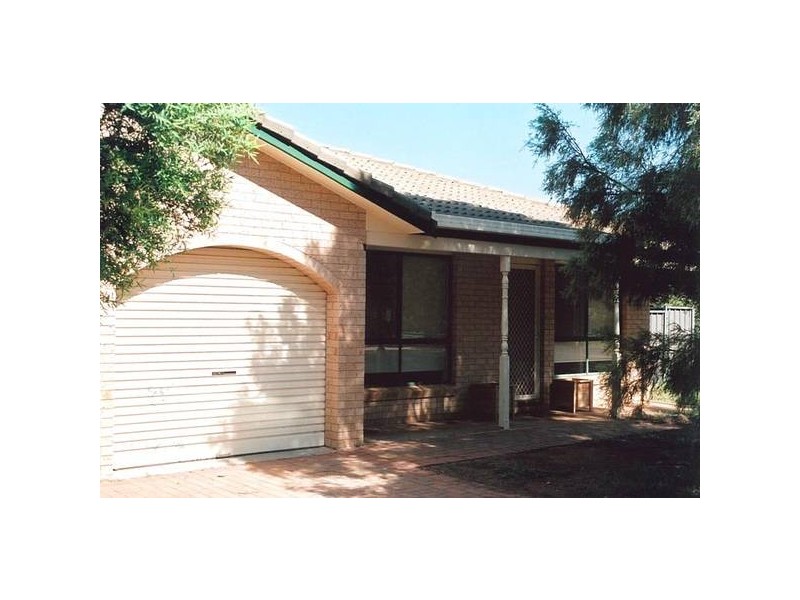 8B Ellis Park Close, Dubbo NSW 2830