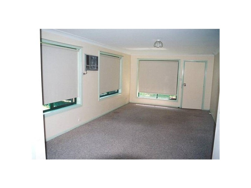 8B Ellis Park Close, Dubbo NSW 2830