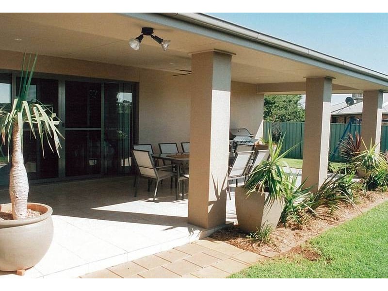18 Peel Street, Dubbo NSW 2830