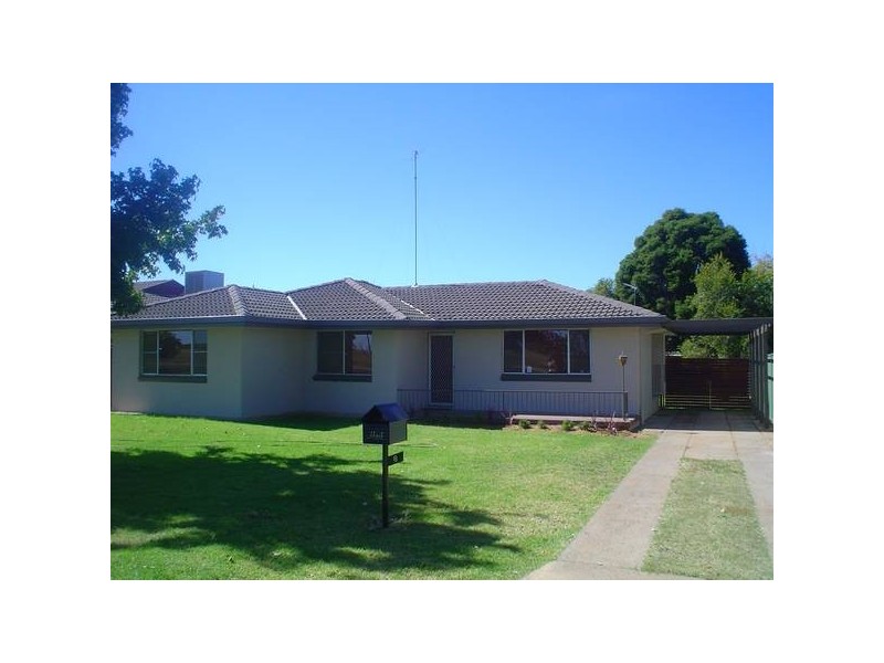 8 Keane Avenue, Dubbo NSW 2830