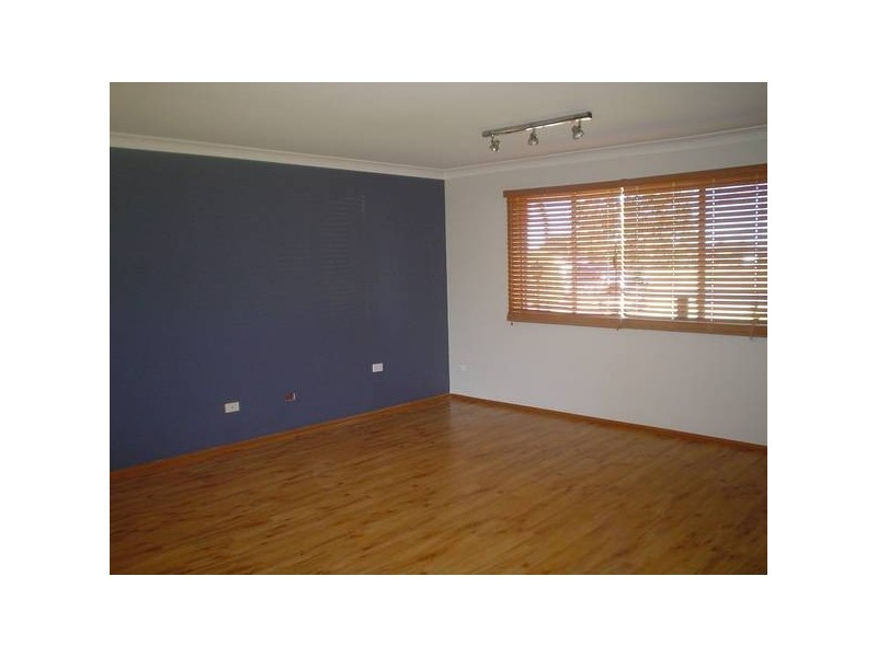 8 Keane Avenue, Dubbo NSW 2830