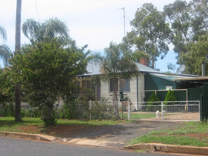6 Gowrie Avenue, Dubbo NSW 2830