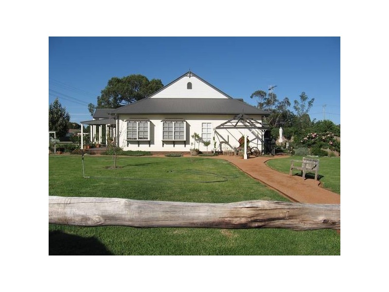 49 Enmore Street, Trangie NSW 2823