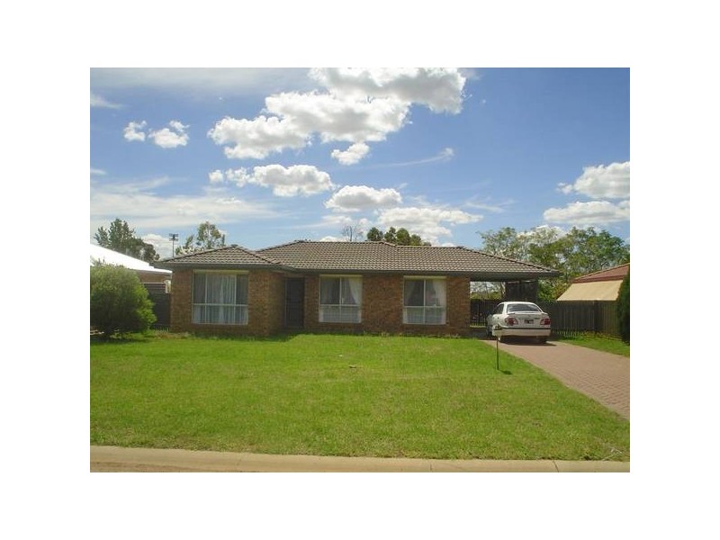 30 Cardiff Arms Avenue, Dubbo NSW 2830