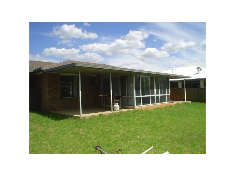 30 Cardiff Arms Avenue, Dubbo NSW 2830