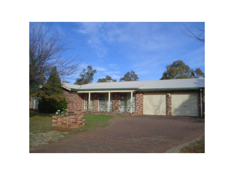 37 Davidson Drive, Dubbo NSW 2830