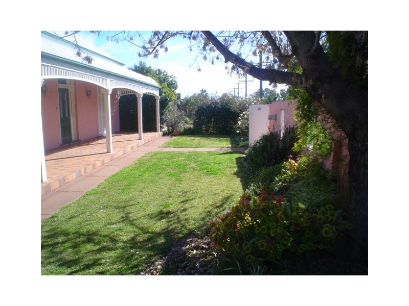 147 Gipps Street, Dubbo NSW 2830