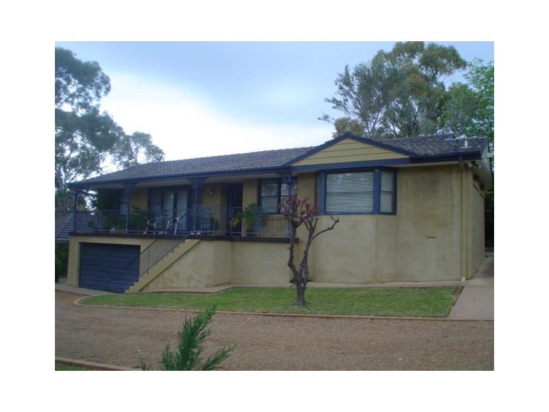 38 Stonehaven Avenue, Dubbo NSW 2830