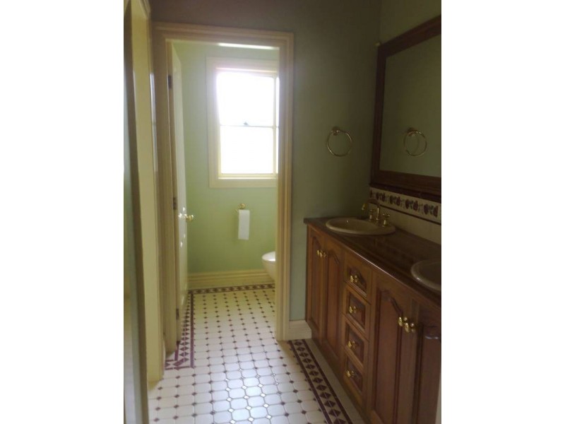 11R Rosedale Road, Dubbo NSW 2830