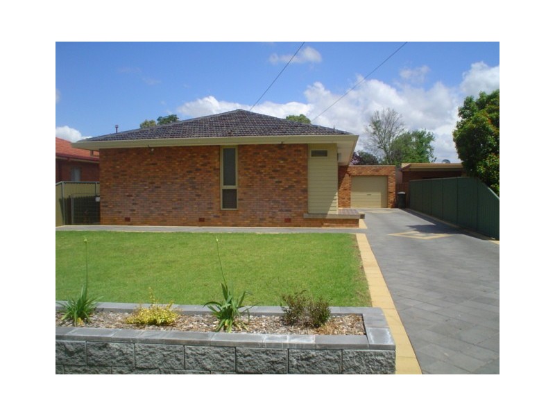 19 Johns Avenue, Dubbo NSW 2830