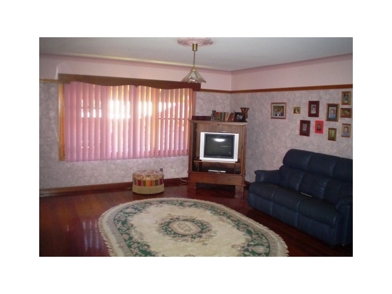 7 Erica Close, Dubbo NSW 2830