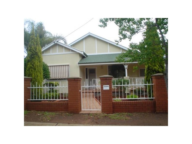 33 Palmer Street, Dubbo NSW 2830
