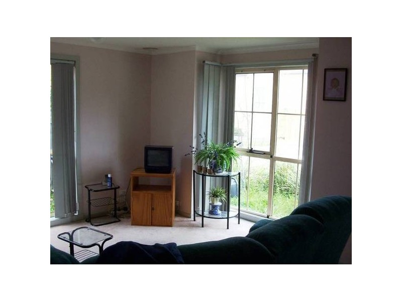 32 Kierens Way, Chadstone VIC 3148