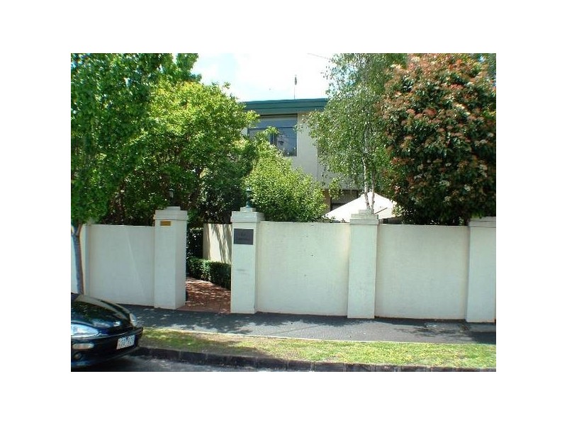 1/64 Cawkwell Street, Malvern VIC 3144