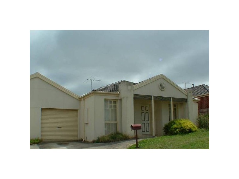 17 The Quadrangle, Glen Waverley VIC 3150