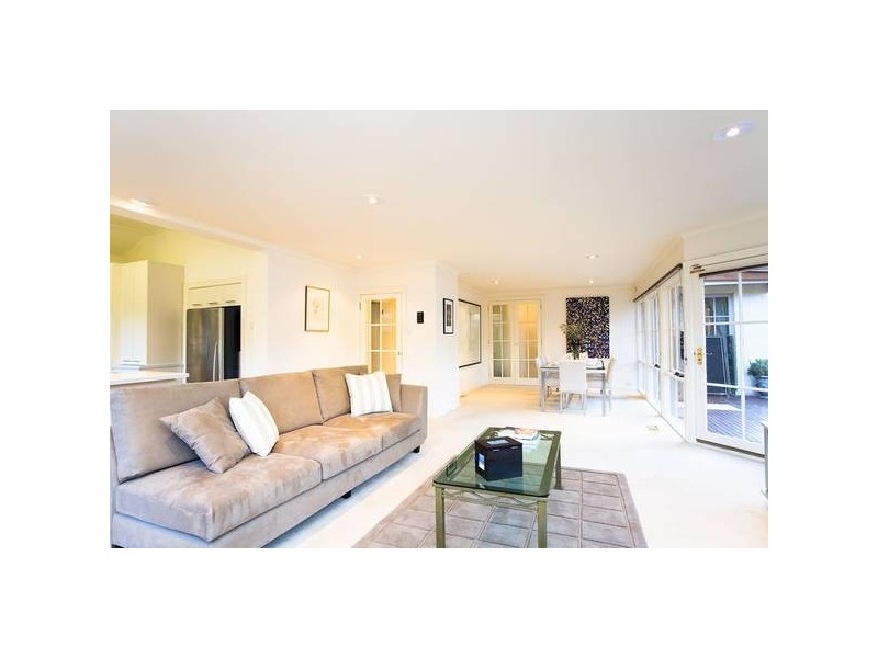 Oliver Street, Ashburton VIC 3147