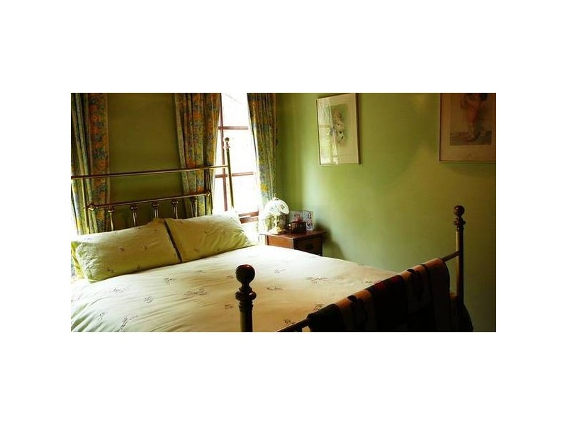 1 Wellington Road, Clematis VIC 3782