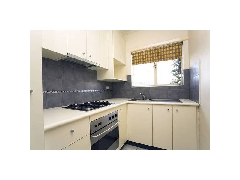 8/16 Fulton Street, Armadale VIC 3143