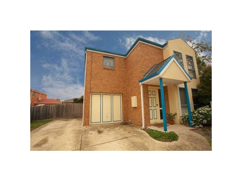 7 Elmtree Terrace, Chadstone VIC 3148