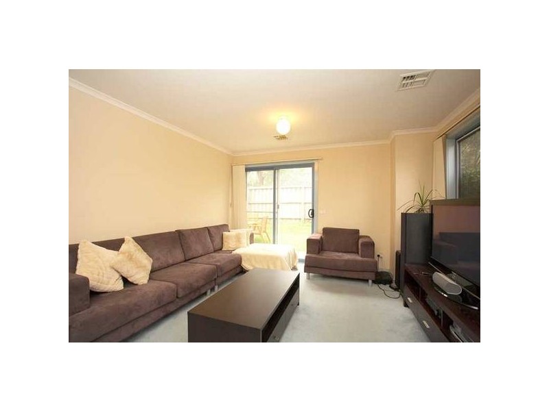 7 Elmtree Terrace, Chadstone VIC 3148