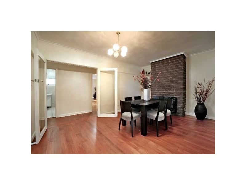 31 Ivanhoe Grove, Malvern East VIC 3145