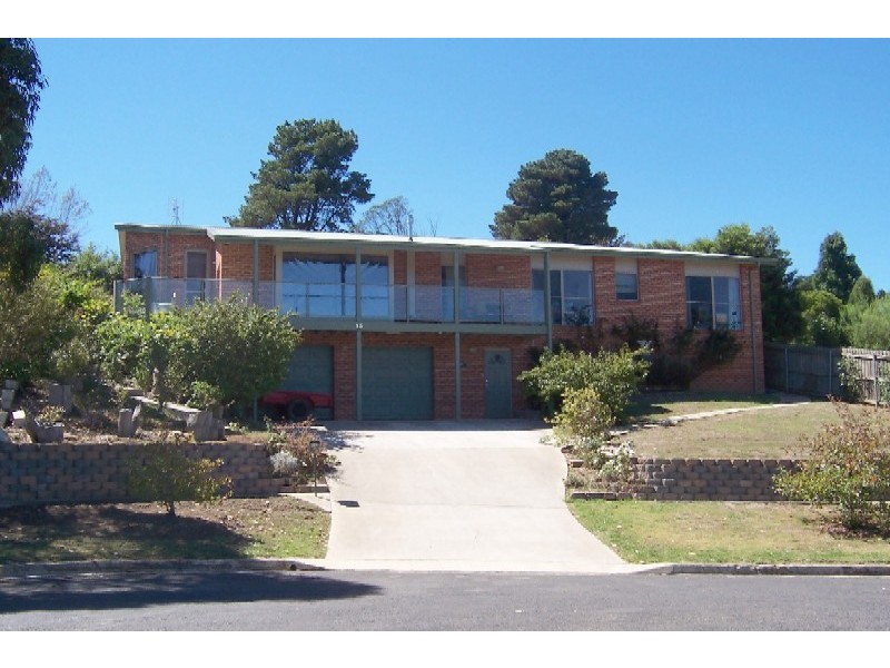15 Stanley Terrace, Moss Vale NSW 2577