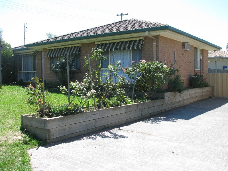82 Parkes Road, Moss Vale NSW 2577