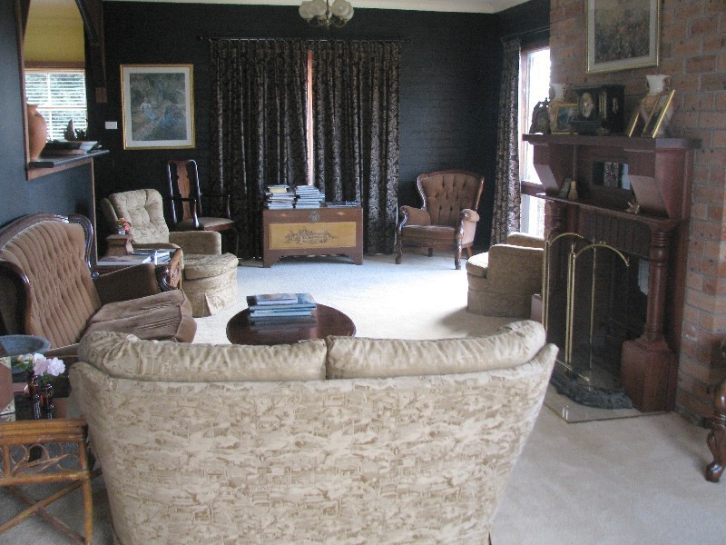 136 Caalong, Robertson NSW 2577