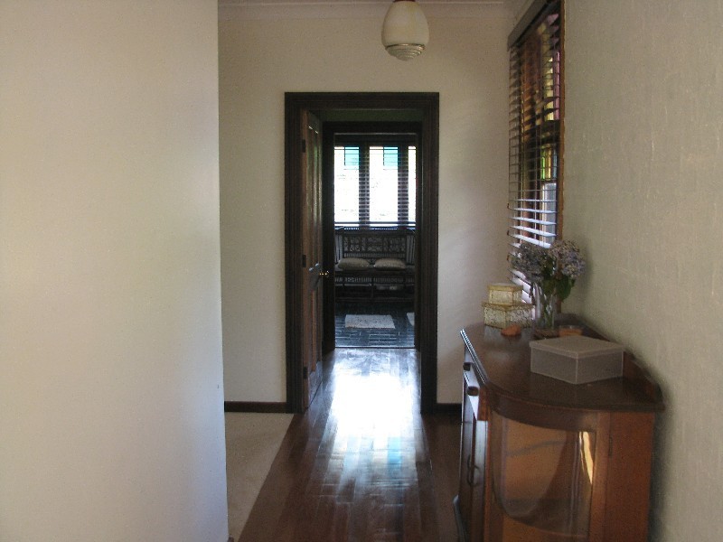 136 Caalong, Robertson NSW 2577