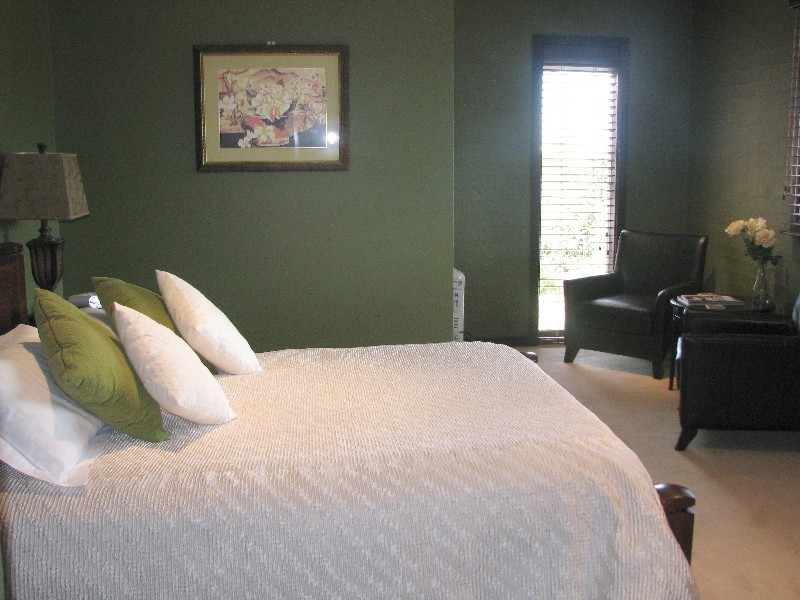 136 Caalong, Robertson NSW 2577