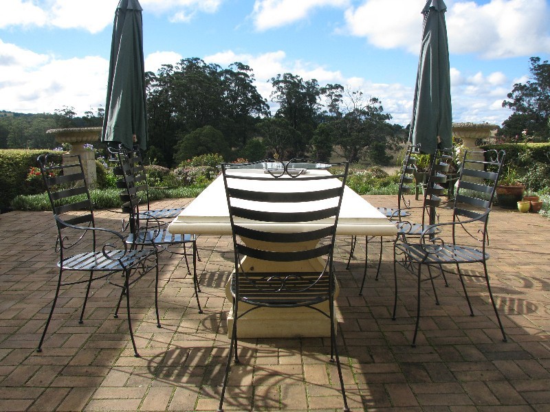 136 Caalong, Robertson NSW 2577