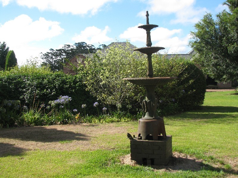 136 Caalong, Robertson NSW 2577