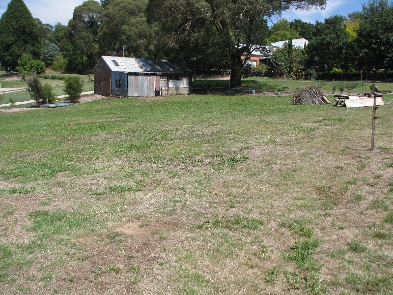4 Young Road, Moss Vale NSW 2577