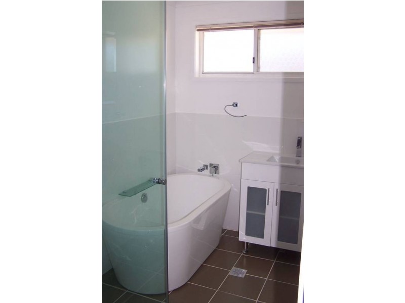 11 Merrett Drive, Moss Vale NSW 2577