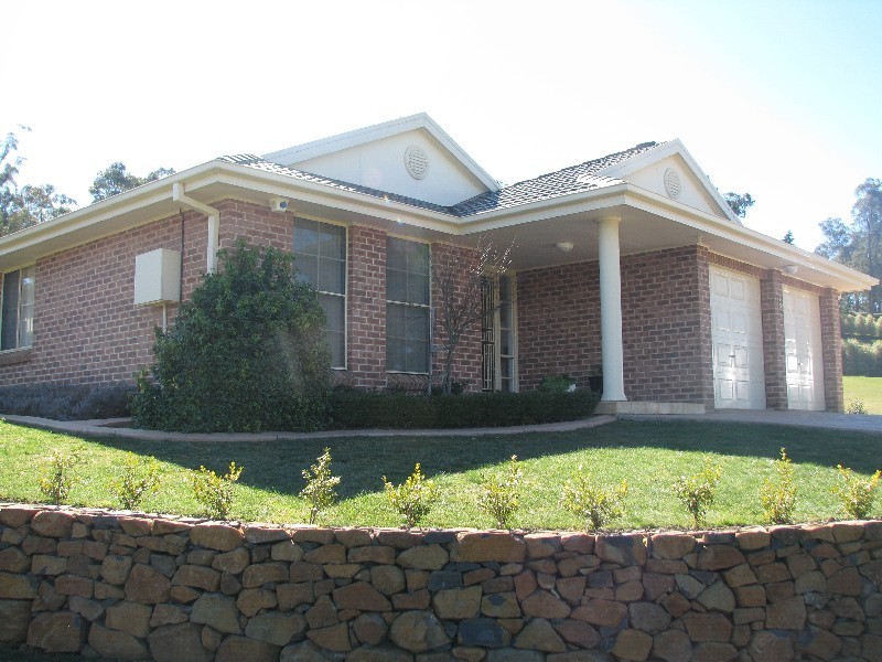 18 Innes Road, Moss Vale NSW 2577