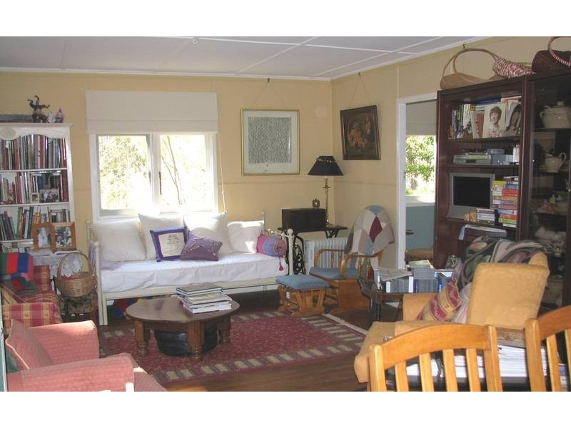 8 Gwen Road, Fitzroy Falls NSW 2577