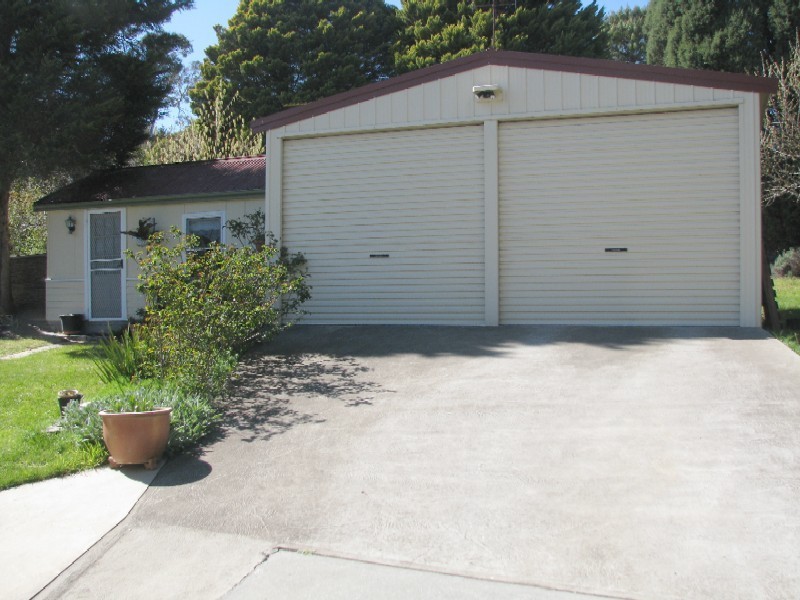 42 Throsby Street, Moss Vale NSW 2577