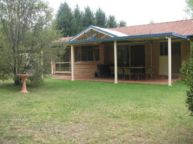 12 Coromandel Place, Moss Vale NSW 2577