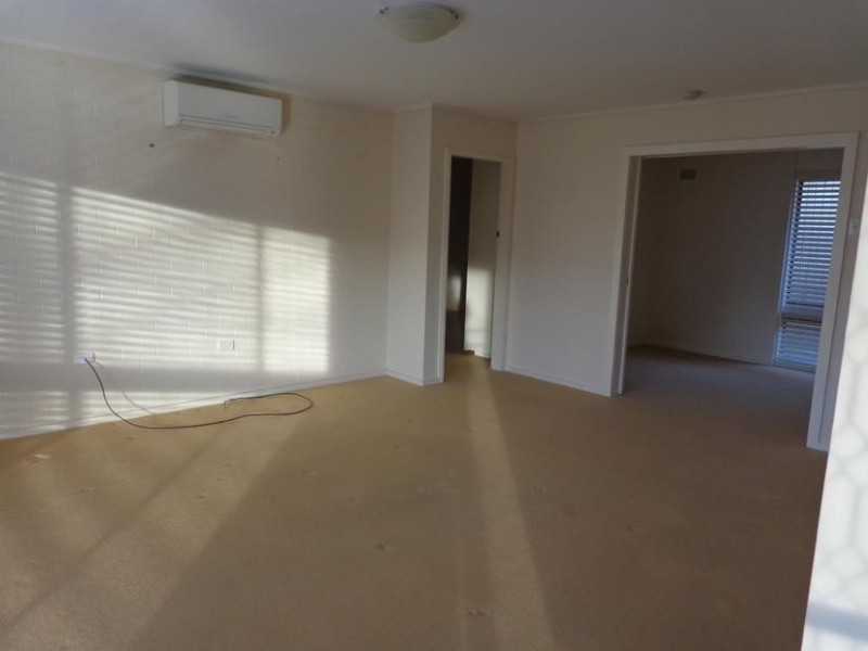 2/10 Arthur Street, Moss Vale NSW 2577