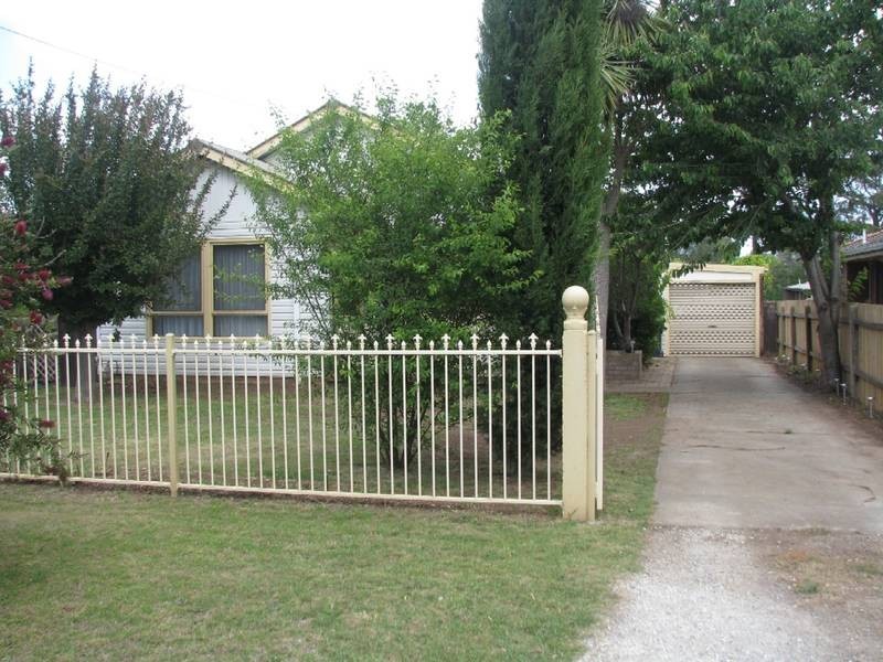 16 Sydney Street, New Berrima NSW 2577