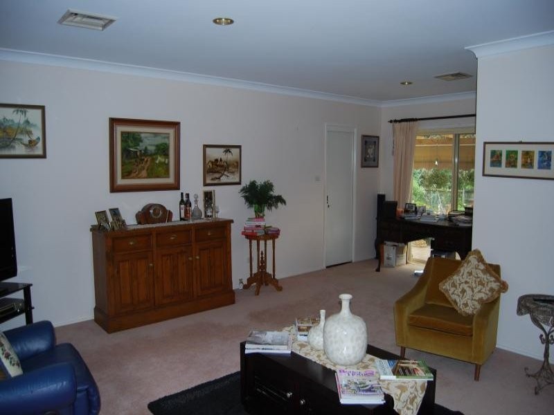 26 Charlotte Street, Burradoo NSW 2576