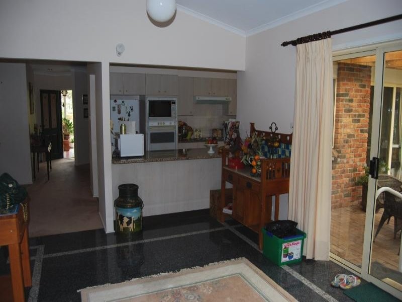 26 Charlotte Street, Burradoo NSW 2576