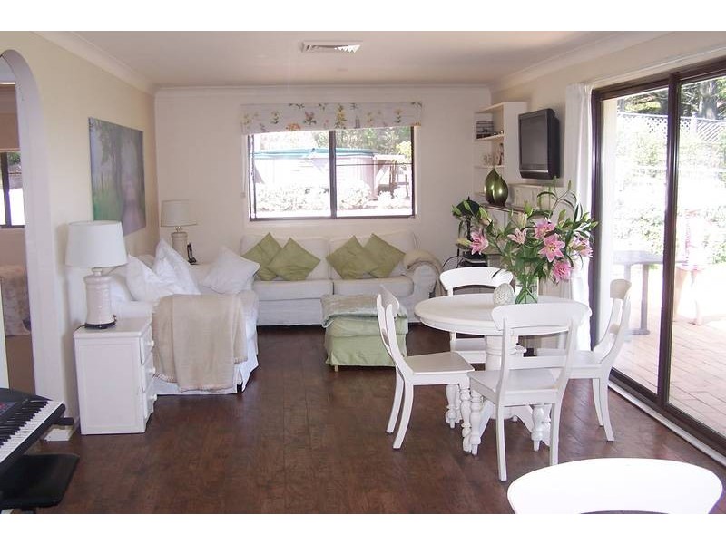 8 Mawson Terrace, Moss Vale NSW 2577