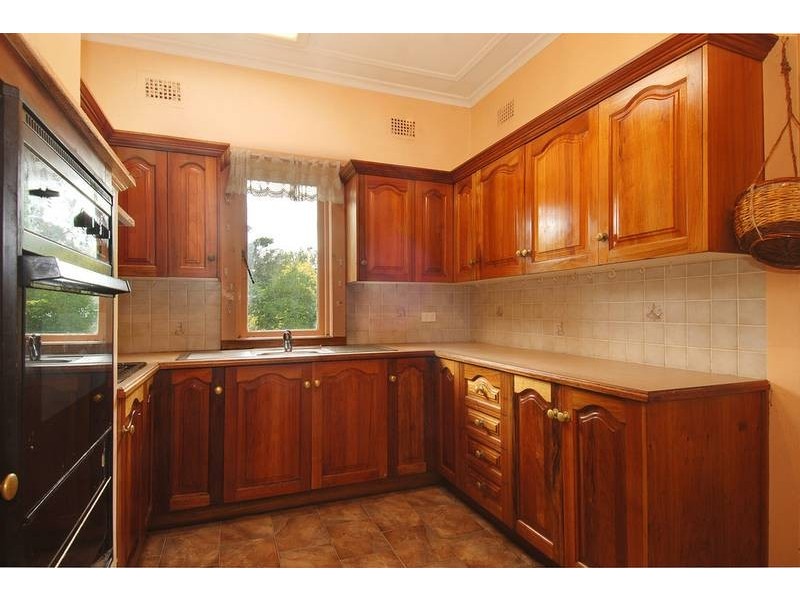 19 Spring Street, Moss Vale NSW 2577