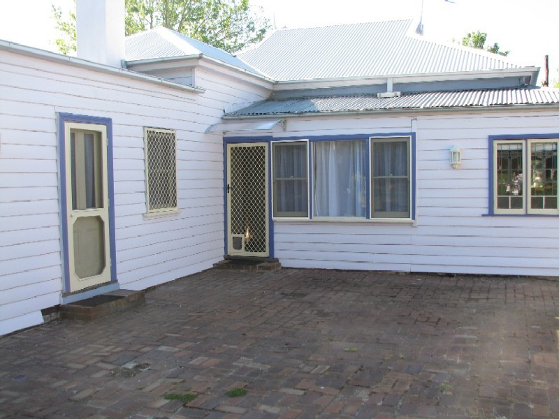182 Argyle Street, Moss Vale NSW 2577
